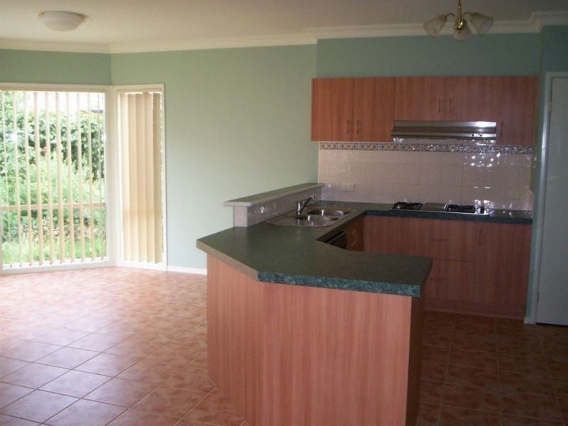 1/40 Cambridge Drive, Glen Waverley VIC 3150