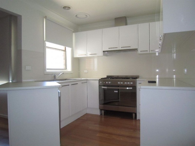 1/12 Chestnut Street, Surrey Hills VIC 3127