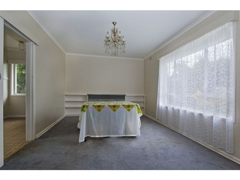 5 Roberts Ave, Mulgrave VIC 3170