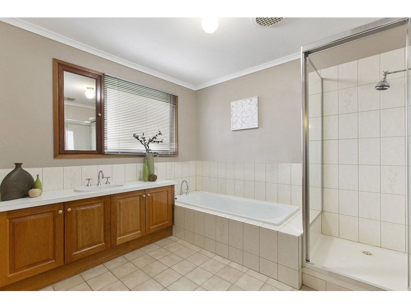 26 Pelham Drive, Vermont South VIC 3133