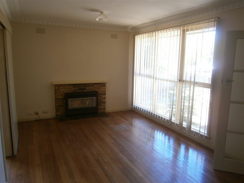 19 Glenwood Avenue, Glen Waverley VIC 3150