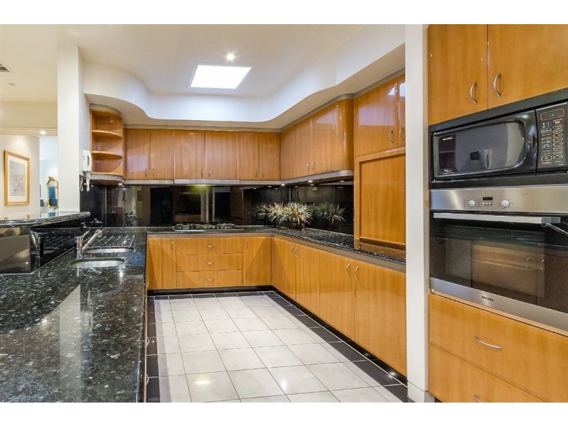 5 Fairview Avenue, Wheelers Hill VIC 3150