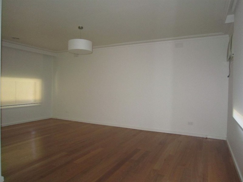 1/12 Chestnut Street, Surrey Hills VIC 3127