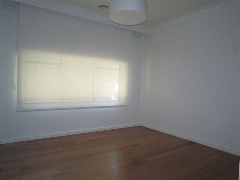 1/12 Chestnut Street, Surrey Hills VIC 3127