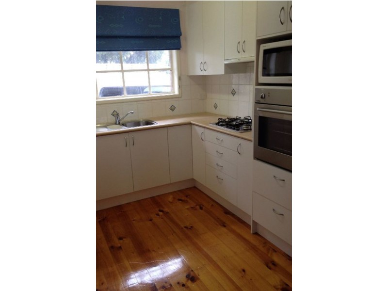 8/216 Lawrence Road, Mount Waverley VIC 3149