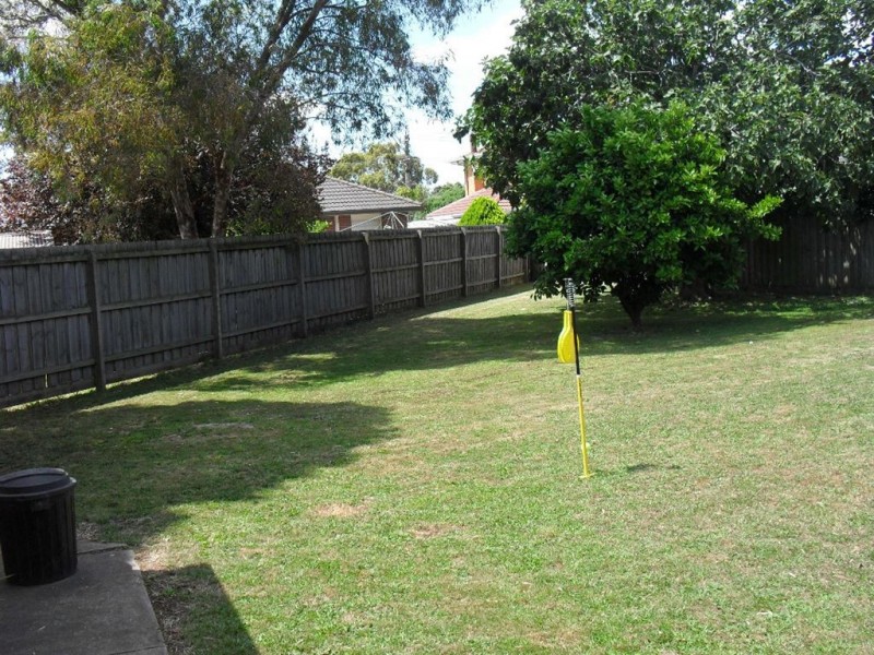 3 Johnson Drive, Glen Waverley VIC 3150