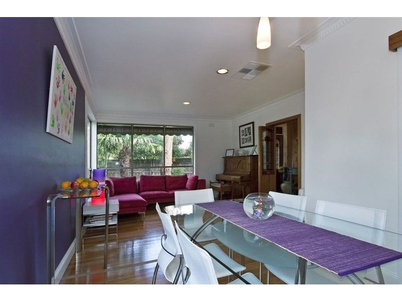 15 Kurrajong Ave, Glen Waverley VIC 3150