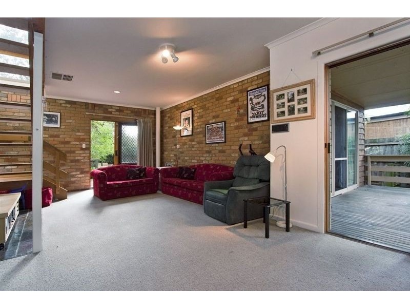 15 Kurrajong Ave, Glen Waverley VIC 3150