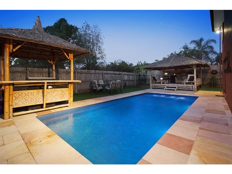 6 Hampshire Court, Rowville VIC 3178