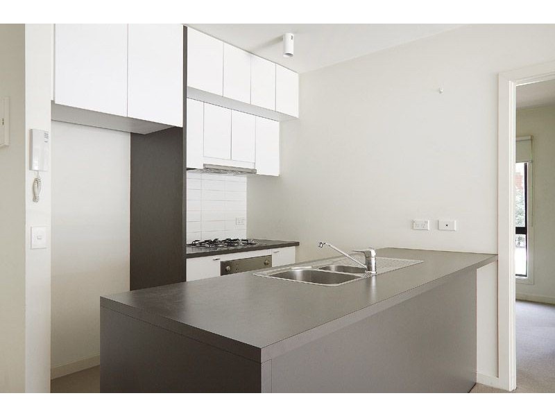 2/2 Greenfield Drive, Clayton VIC 3168