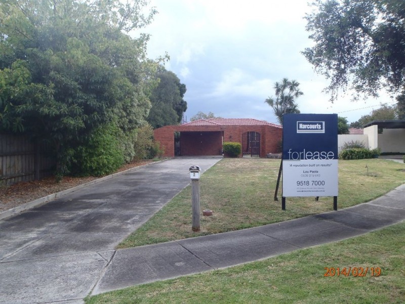 2 Cairn Grove, Glen Waverley VIC 3150