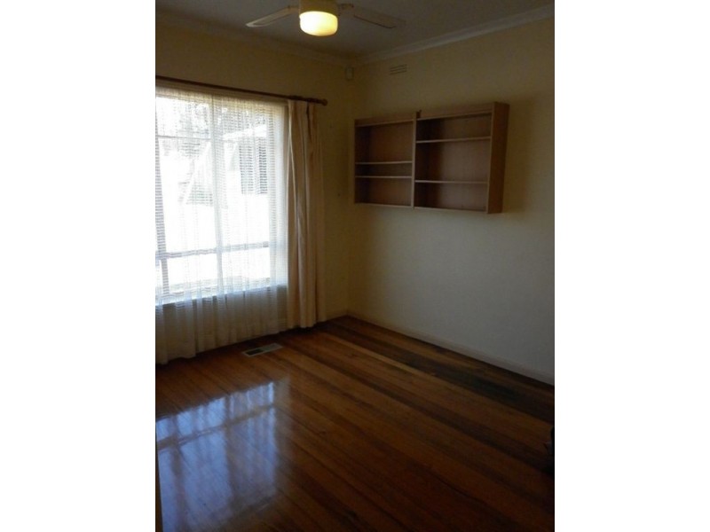 15 Damon Road, Mount Waverley VIC 3149