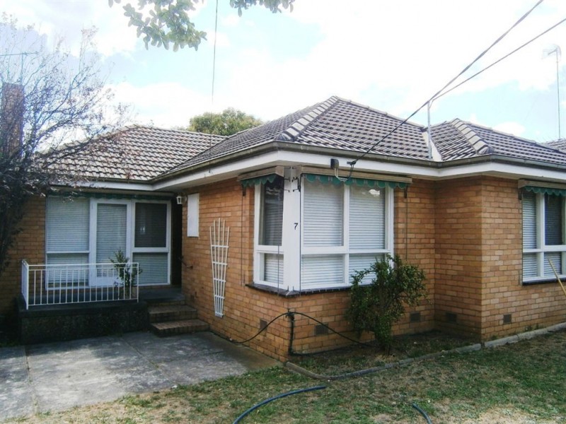 7 Fraser Street, Glen Waverley VIC 3150