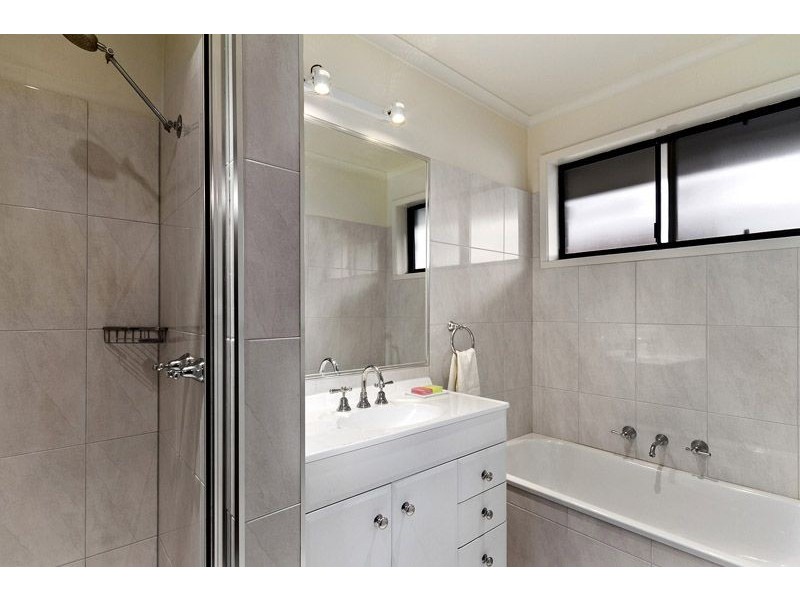 29 Kristen Close, Glen Waverley VIC 3150