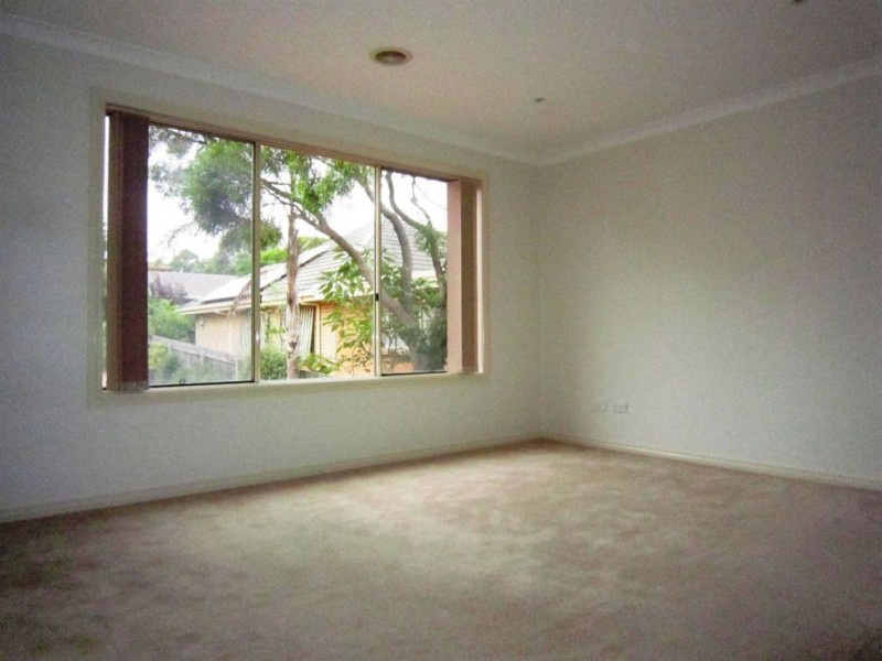 2/37 Olinda Street, Glen Waverley VIC 3150