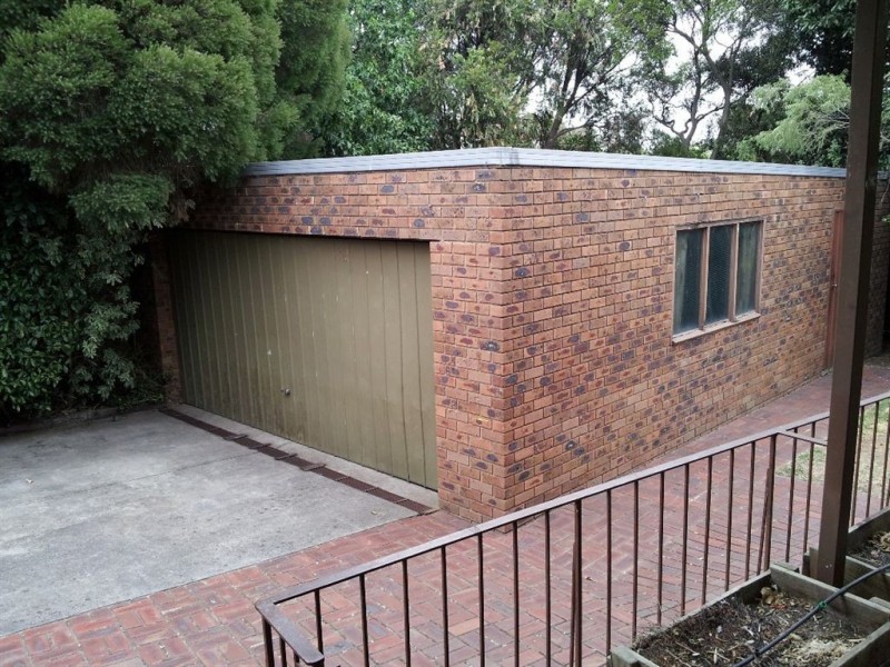 8 Bellini Avenue, Wheelers Hill VIC 3150