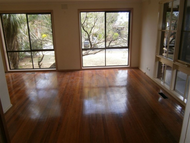 7 Vanessa Cres, Wheelers Hill VIC 3150