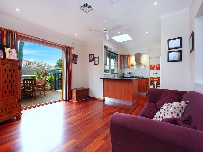 39 Threadbow Cres, Wheelers Hill VIC 3150