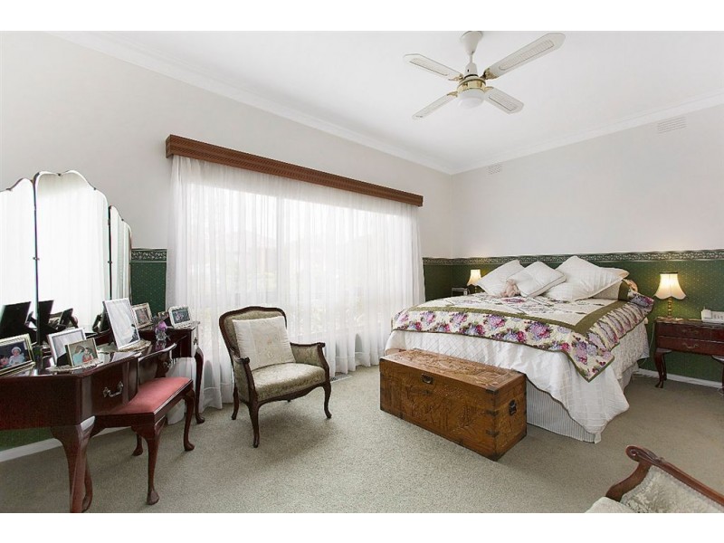 27 Rob Roy Street,, Glen Waverley VIC 3150