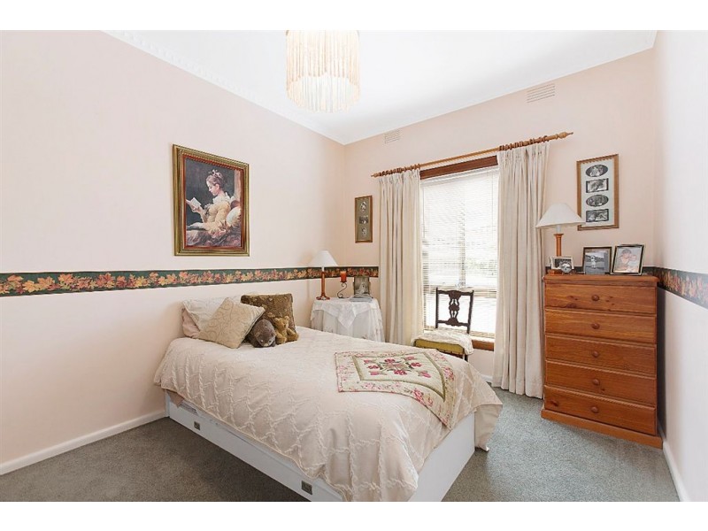 27 Rob Roy Street,, Glen Waverley VIC 3150