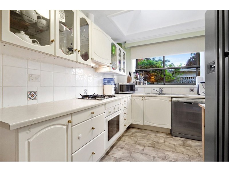 21 Longbourne Avenue, Notting Hill VIC 3168