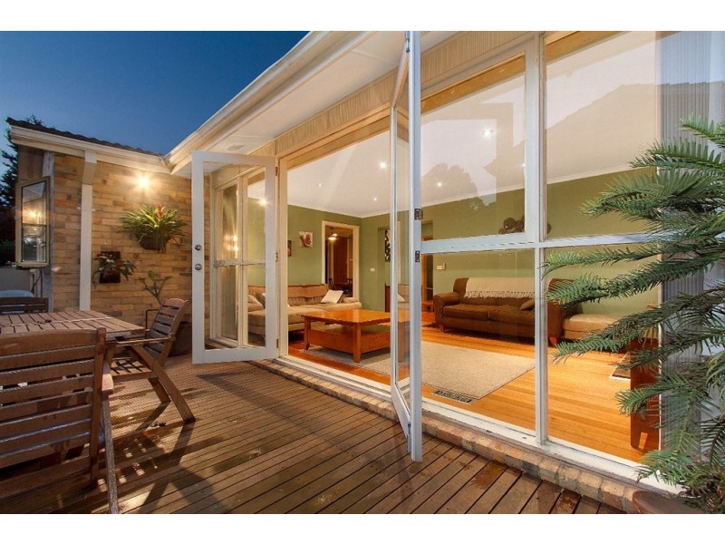 21 Longbourne Avenue, Notting Hill VIC 3168