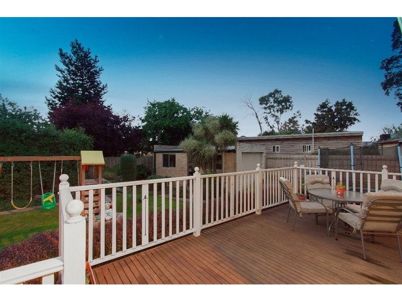 21 Longbourne Avenue, Notting Hill VIC 3168