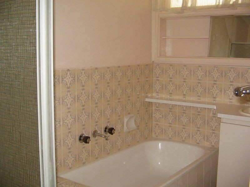 33 Ponsford Avenue, Wantirna South VIC 3152