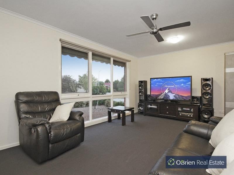 85 Mansfield Street, Berwick VIC 3806