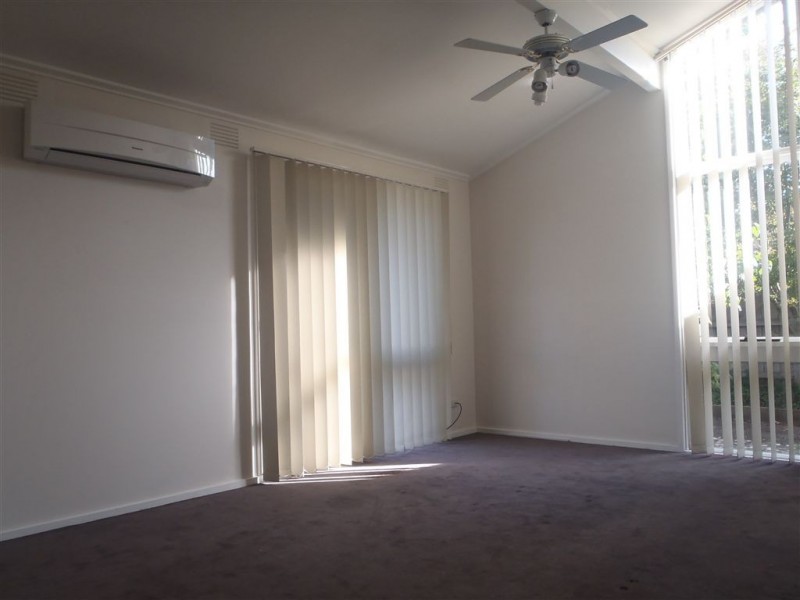 2/9-11 Orchard Street, Glen Waverley VIC 3150