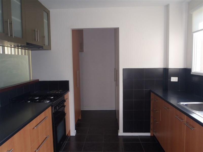 2/9-11 Orchard Street, Glen Waverley VIC 3150