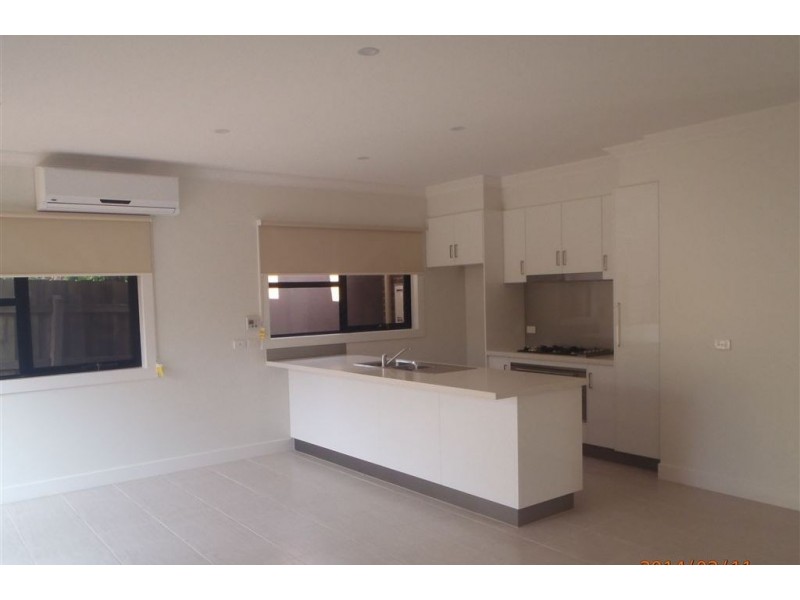 1/3 Salisbury Court, Glen Waverley VIC 3150