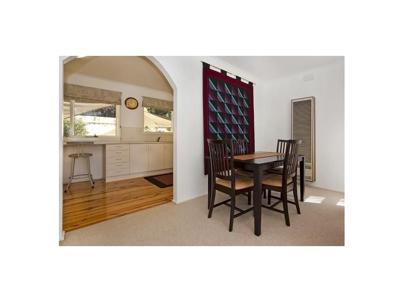 2/17 Walter Street, Glen Waverley VIC 3150