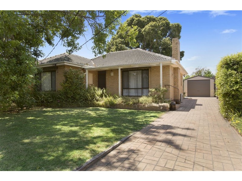 18 Fraser Street, Glen Waverley VIC 3150