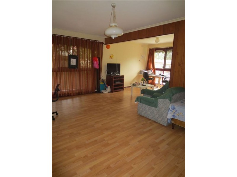 889 High Street Road, Glen Waverley VIC 3150