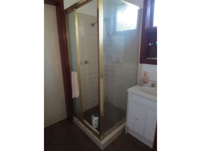 889 High Street Road, Glen Waverley VIC 3150