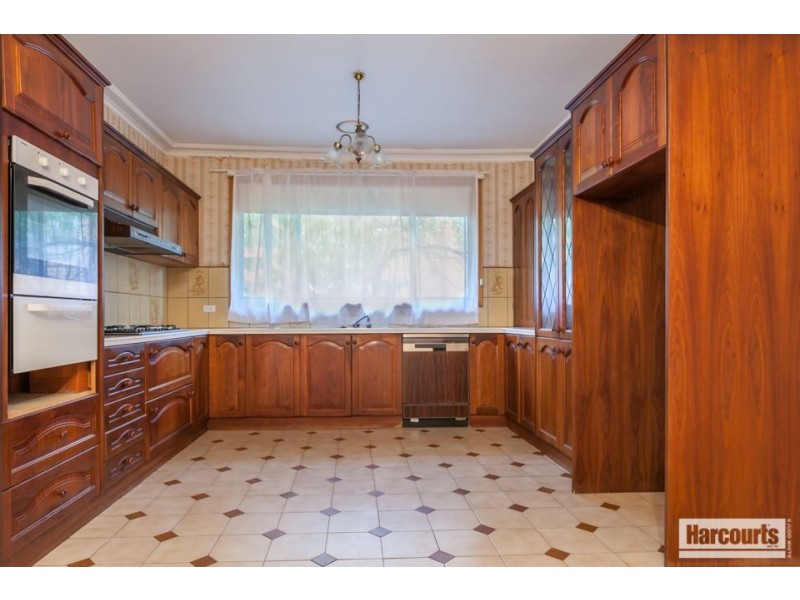 49 Ivanhoe Street, Glen Waverley VIC 3150