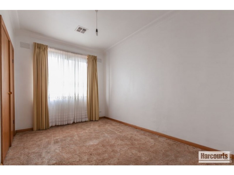 49 Ivanhoe Street, Glen Waverley VIC 3150