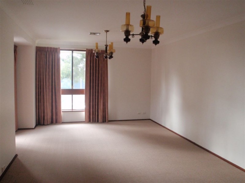 15 Homstead Close, Wheelers Hill VIC 3150