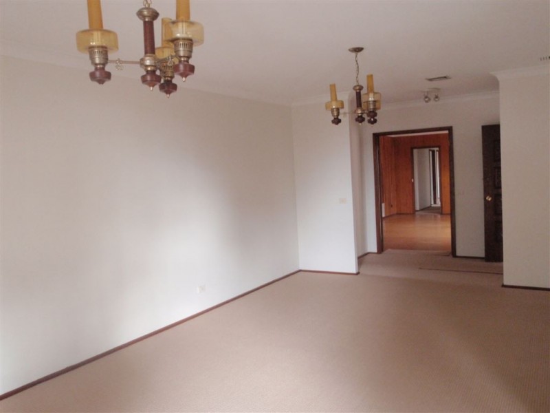 15 Homstead Close, Wheelers Hill VIC 3150