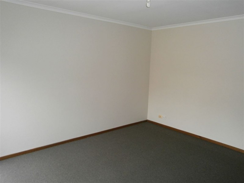 2/14 Chivers Avenue, Glen Waverley VIC 3150