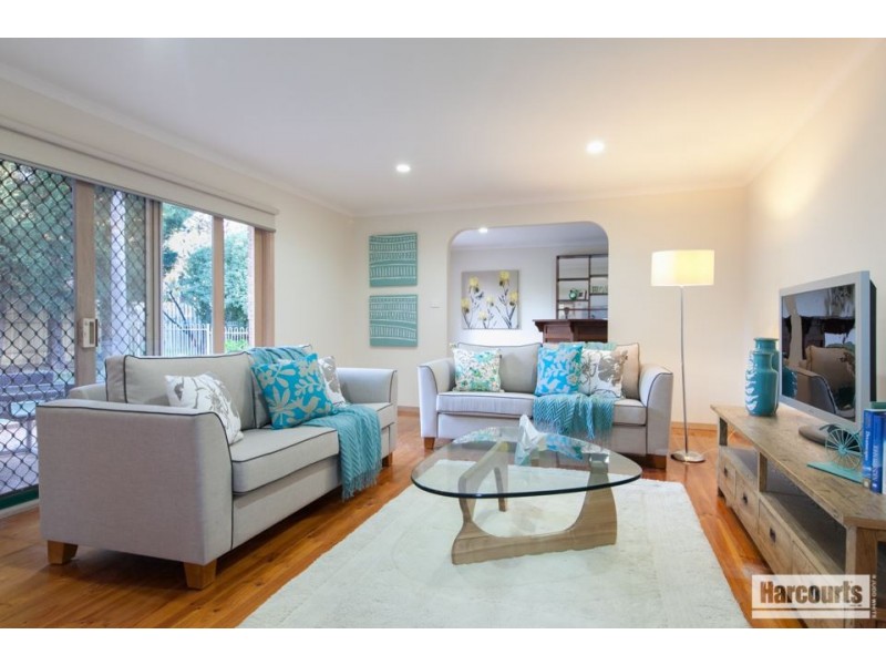 15 Lascelle Drive, Vermont South VIC 3133