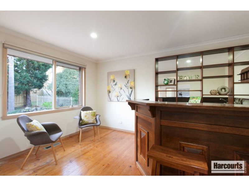 15 Lascelle Drive, Vermont South VIC 3133