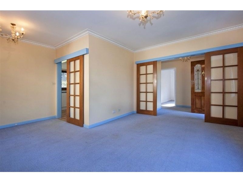 17 Kinnoull Grove, Glen Waverley VIC 3150
