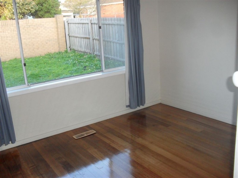 35 Tobias Avenue, Glen Waverley VIC 3150