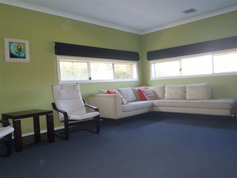 28 Bizley Street, Mount Waverley VIC 3149