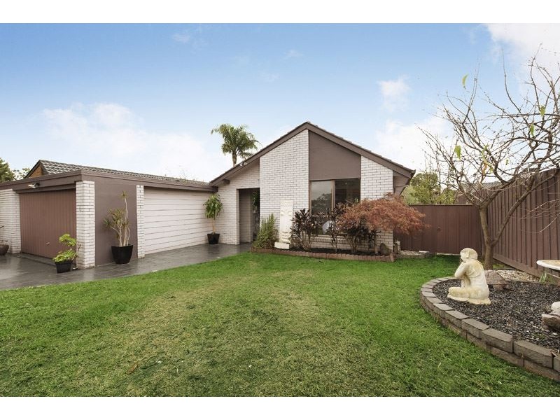 6 Leon Street, Wheelers Hill VIC 3150