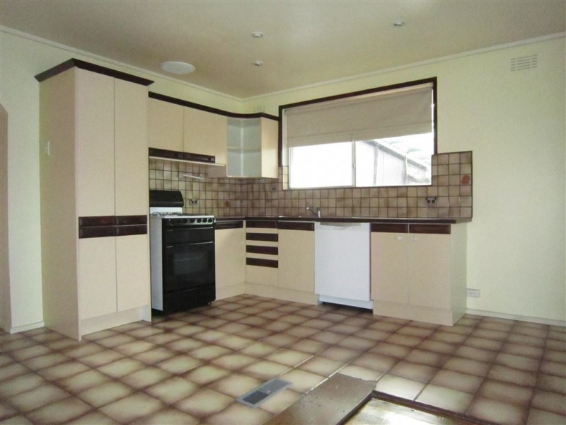 72 Windella Crescent, Glen Waverley VIC 3150