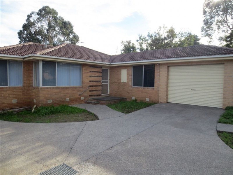 1/1 Naroo Court, Glen Waverley VIC 3150