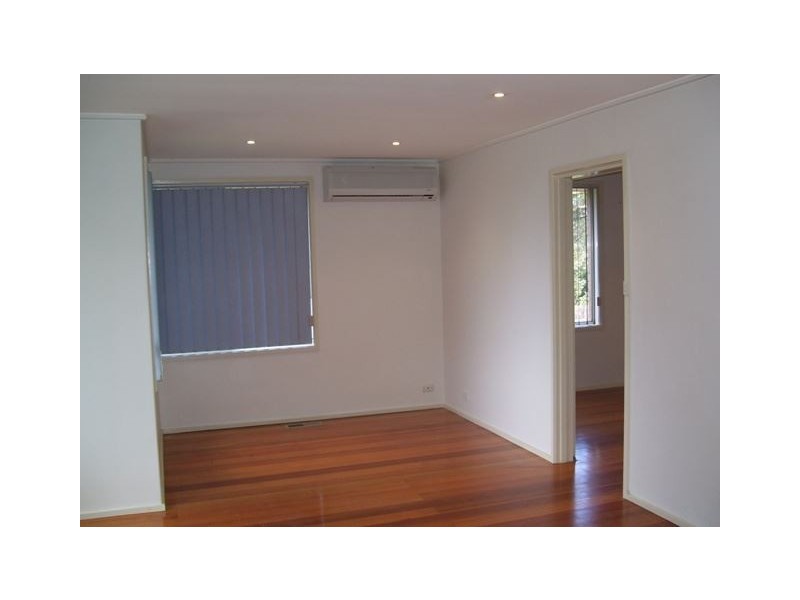 1/1 Naroo Court, Glen Waverley VIC 3150